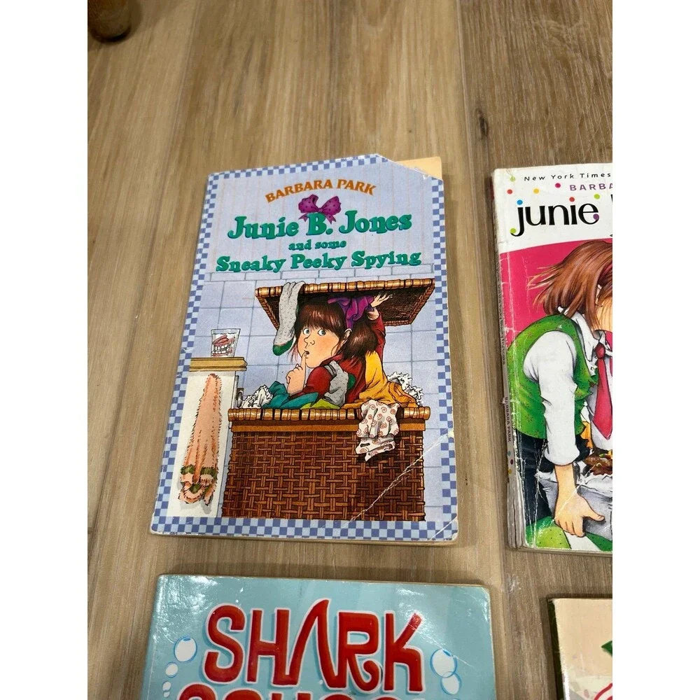 6 Book Bundle Lot - SKids Childrens Scholastic Junie B Jones Bundles Lots